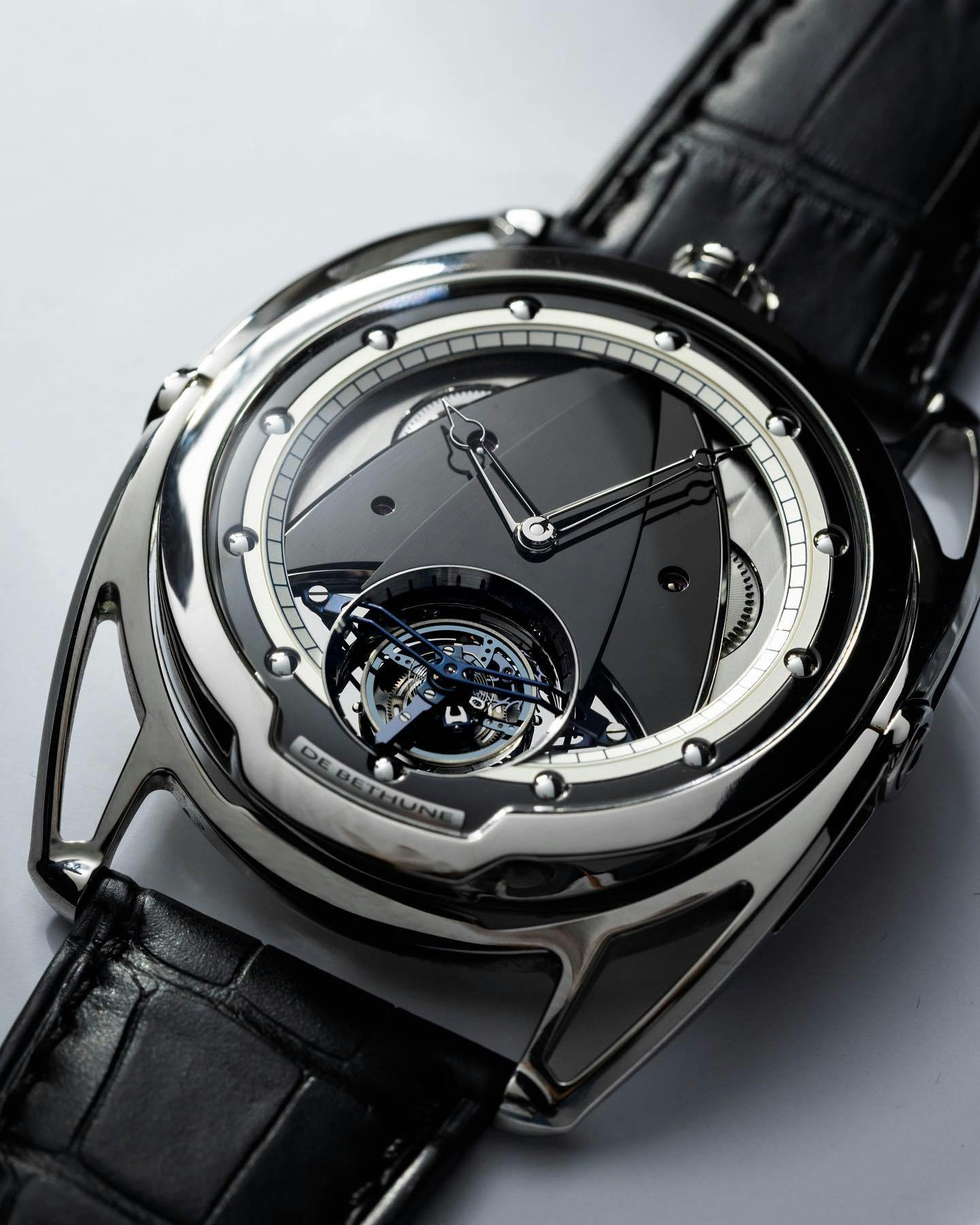 Coming To Our Retrospective Exhibition In Dubai: Three New Masterpieces  From De Bethune | WatchBox