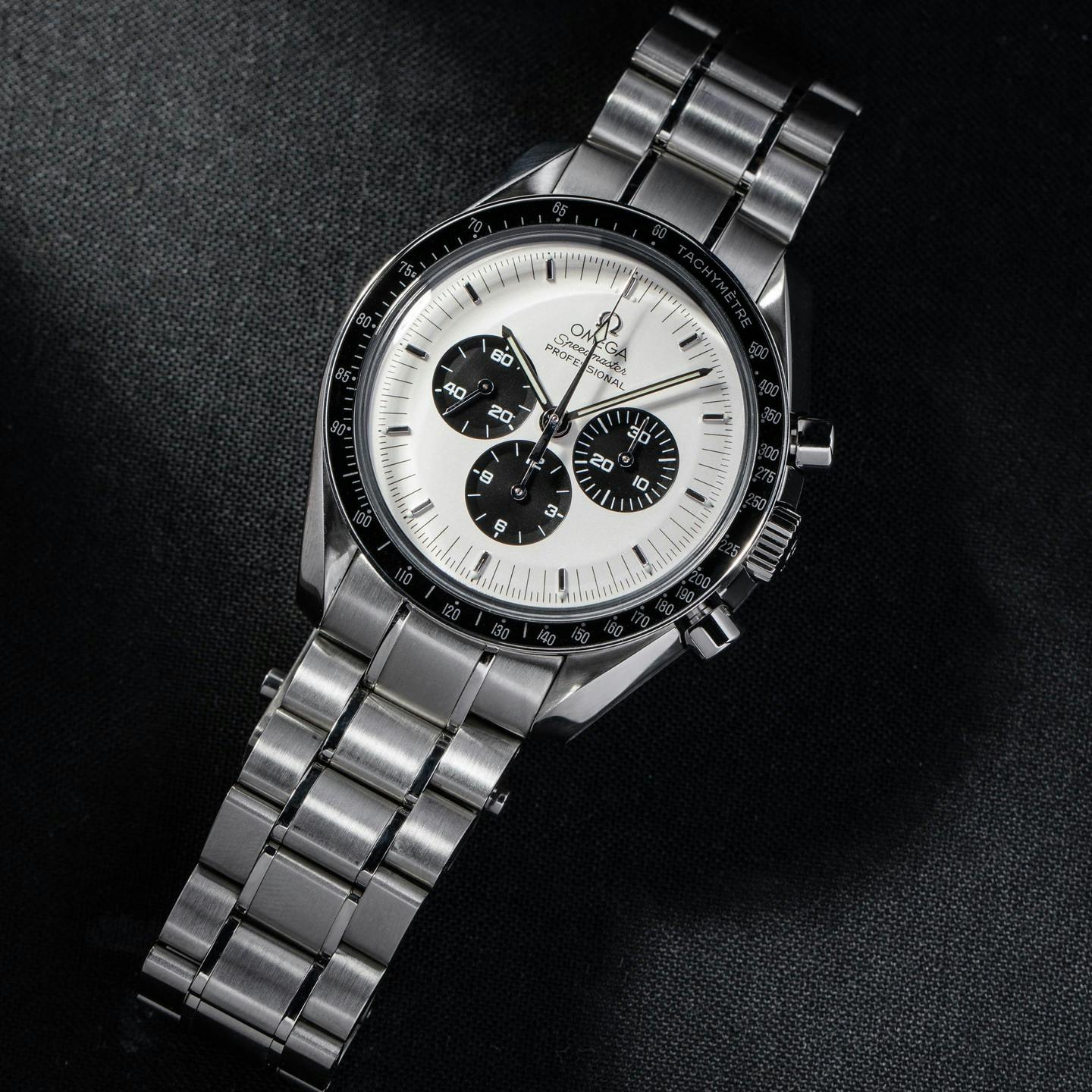 Omega speedmaster shop mitsukoshi for sale