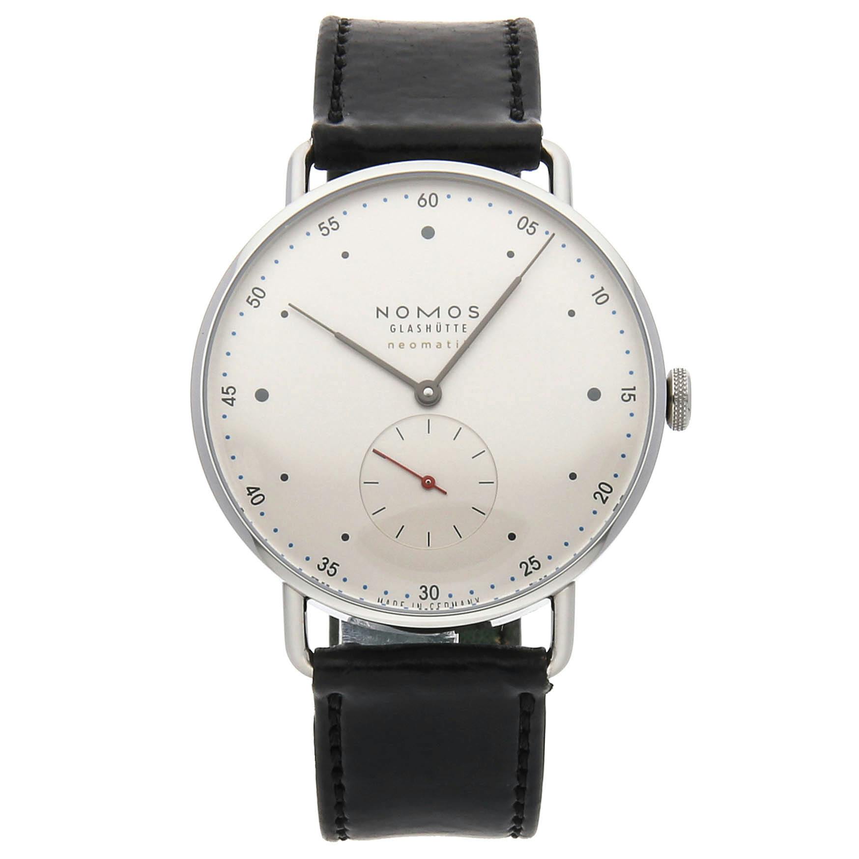 Nomos 1113 top