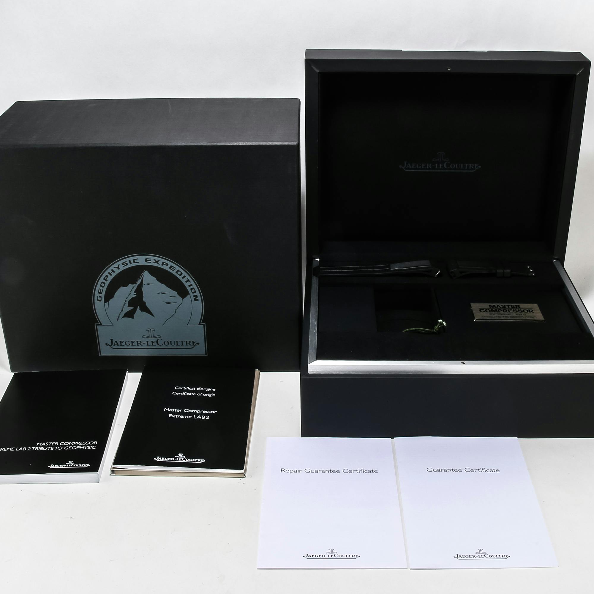 Pre Owned Jaeger LeCoultre Q203T540 Watchbox