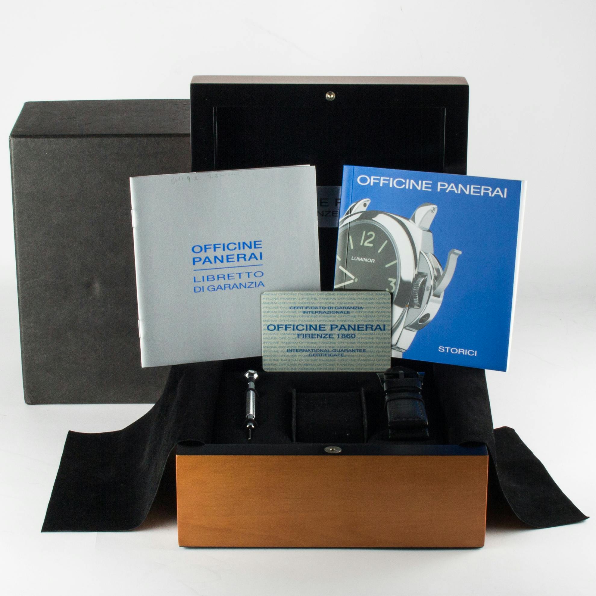 Panerai Luminor Base PAM 009 WatchBox