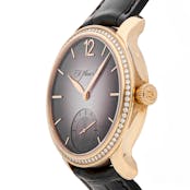 Pre-Owned H. Moser & Cie Endeavour Small Seconds 1321-0114