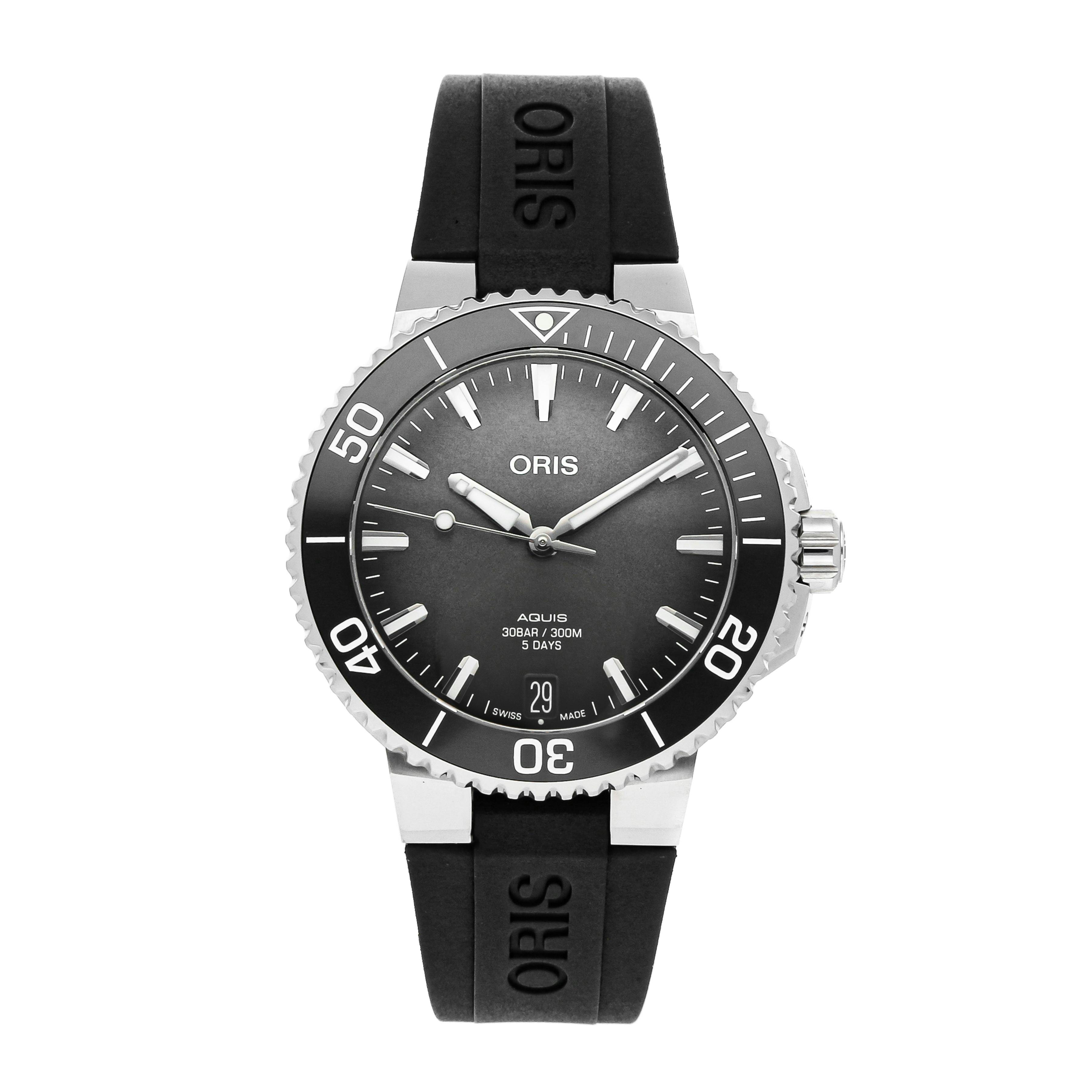 Pre Owned Oris Aquis Date Calibre 400 01 400 7769 4154 07 4 22