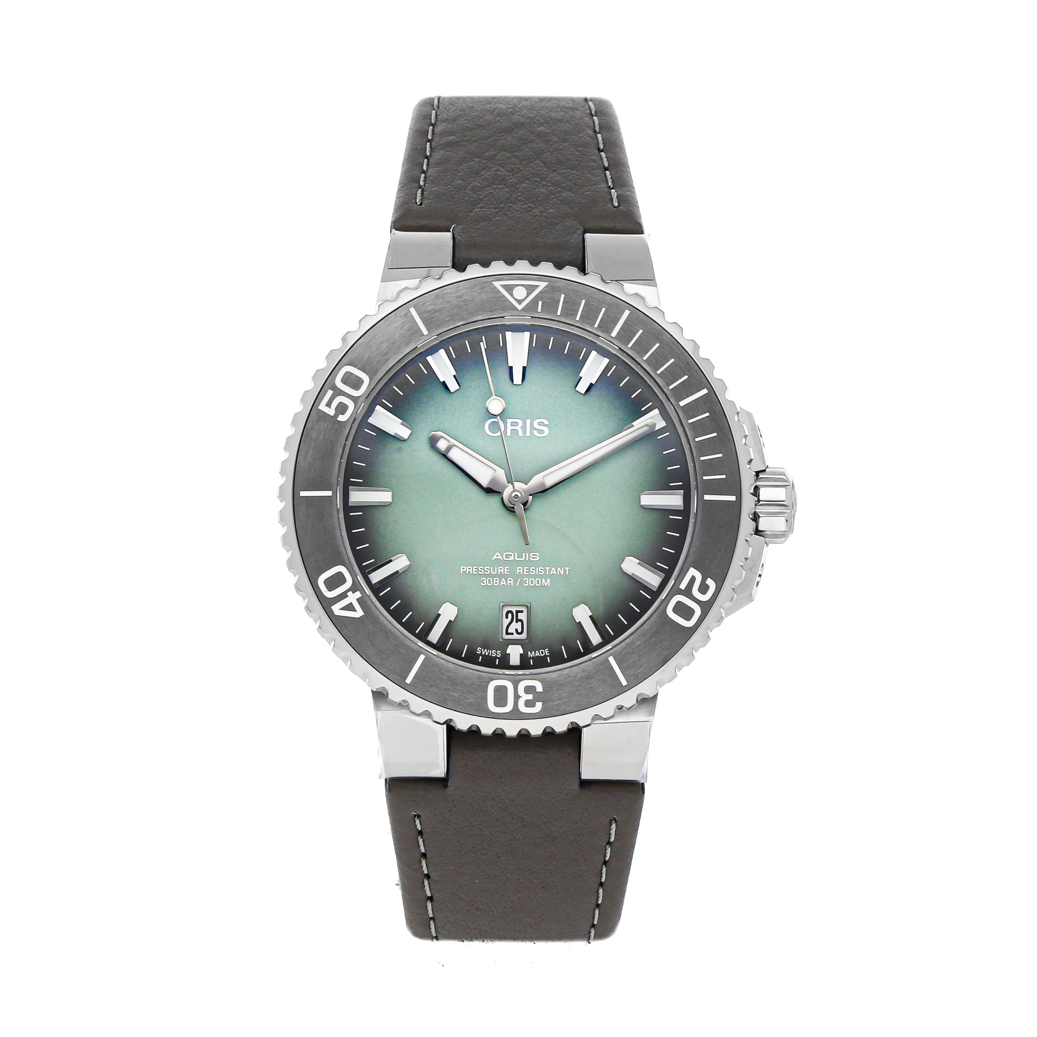 pre owned oris aquis
