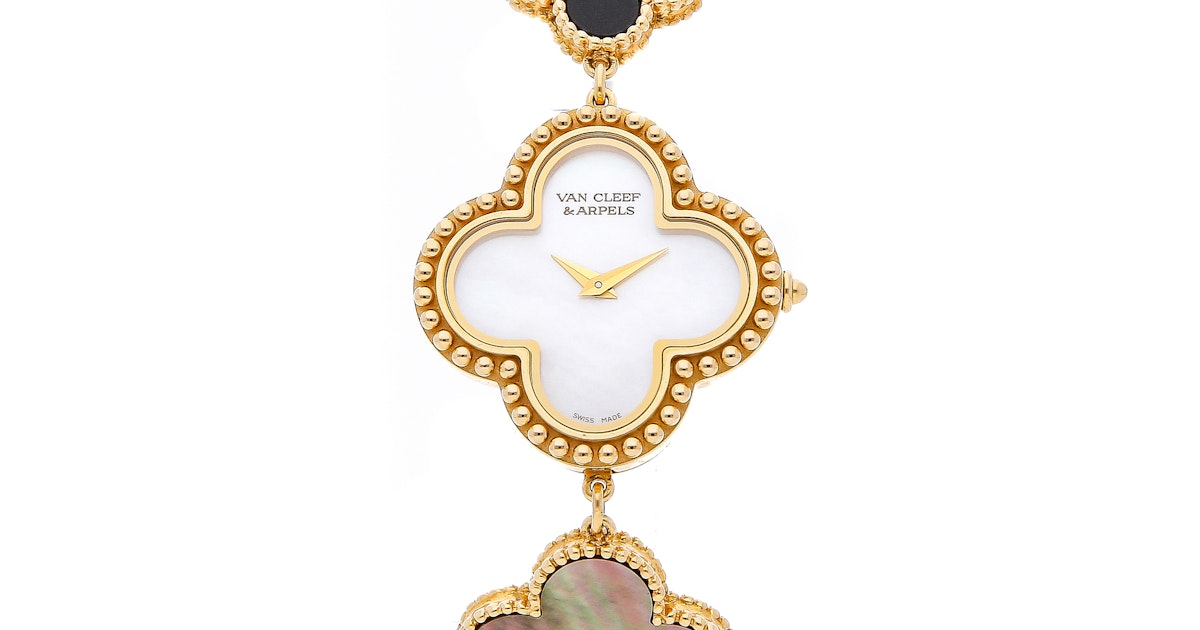 Van Cleef & Arpels Women's Pre-owned Alhambra Quartz Watch in Mother of Pearl/White Size 26mm | Yellow Gold | WatchBox ARO40P00