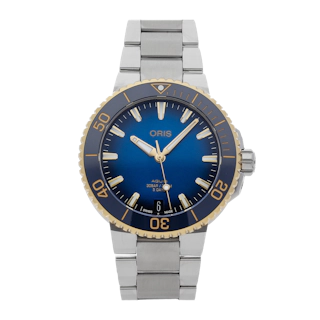 Vertical Aquis Date Calibre 400