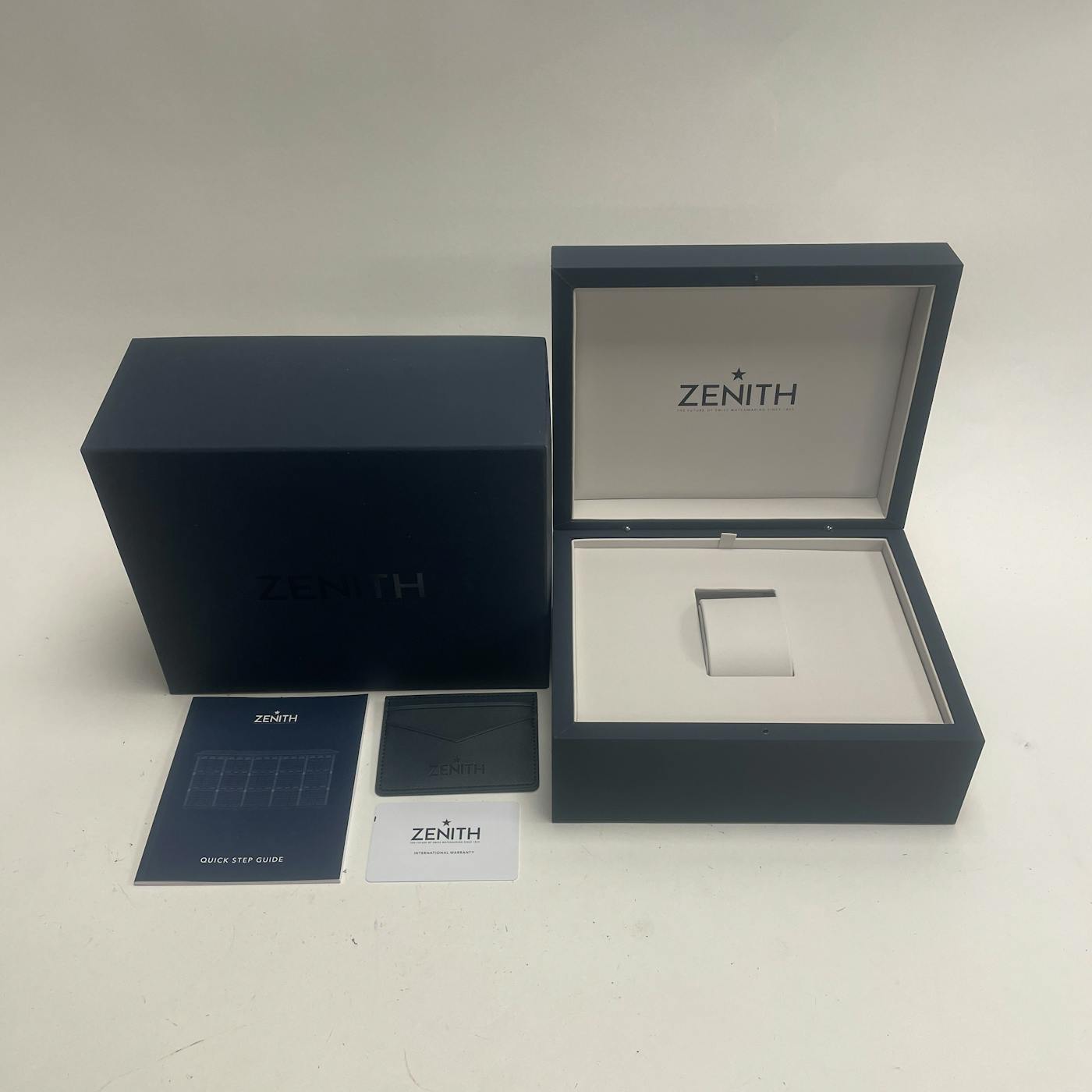 PreOwned Zenith Chronomaster Open 03.3300.3604/21.M3300 WatchBox