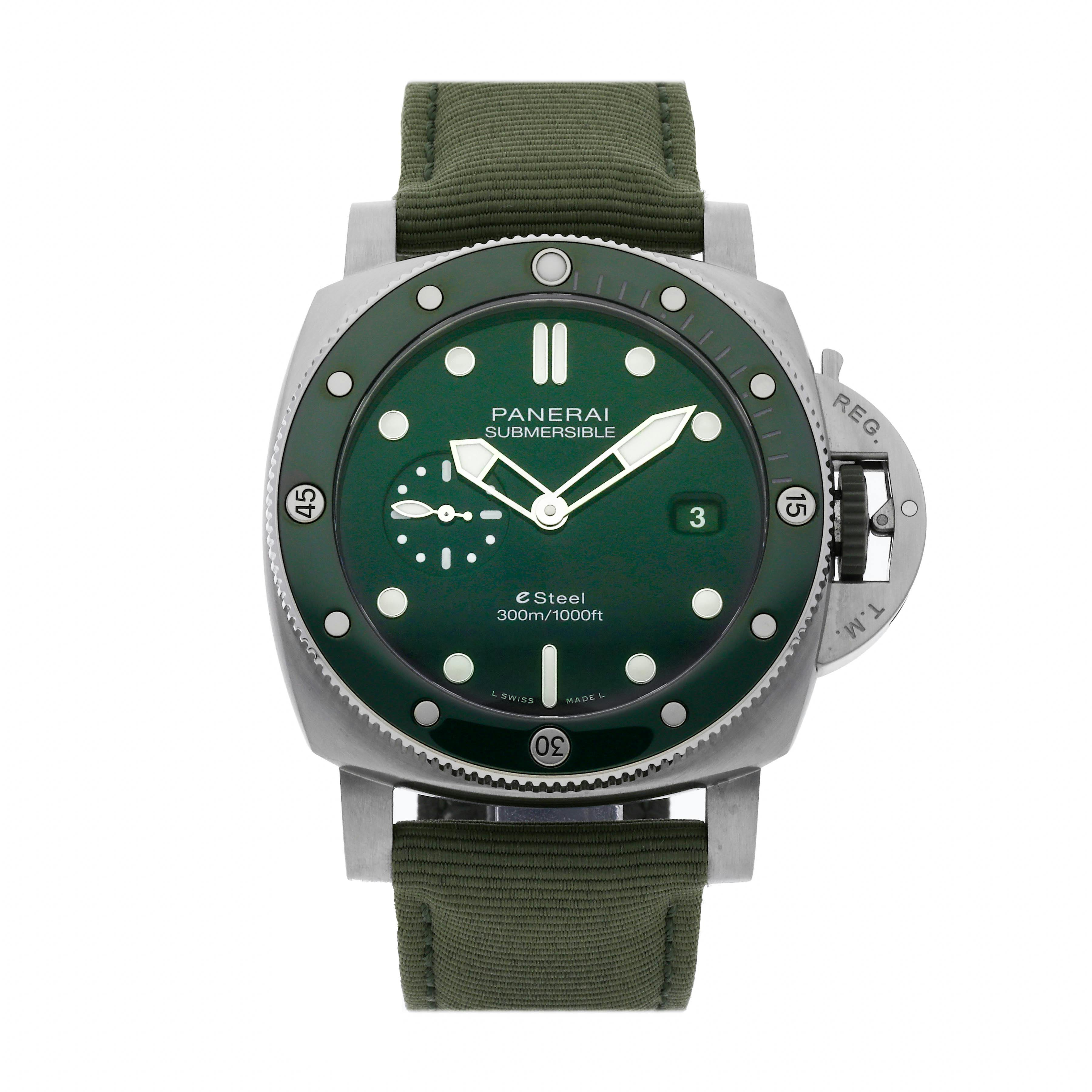 Pre Owned Panerai Submersible Quarantaquattro Esteel Verde