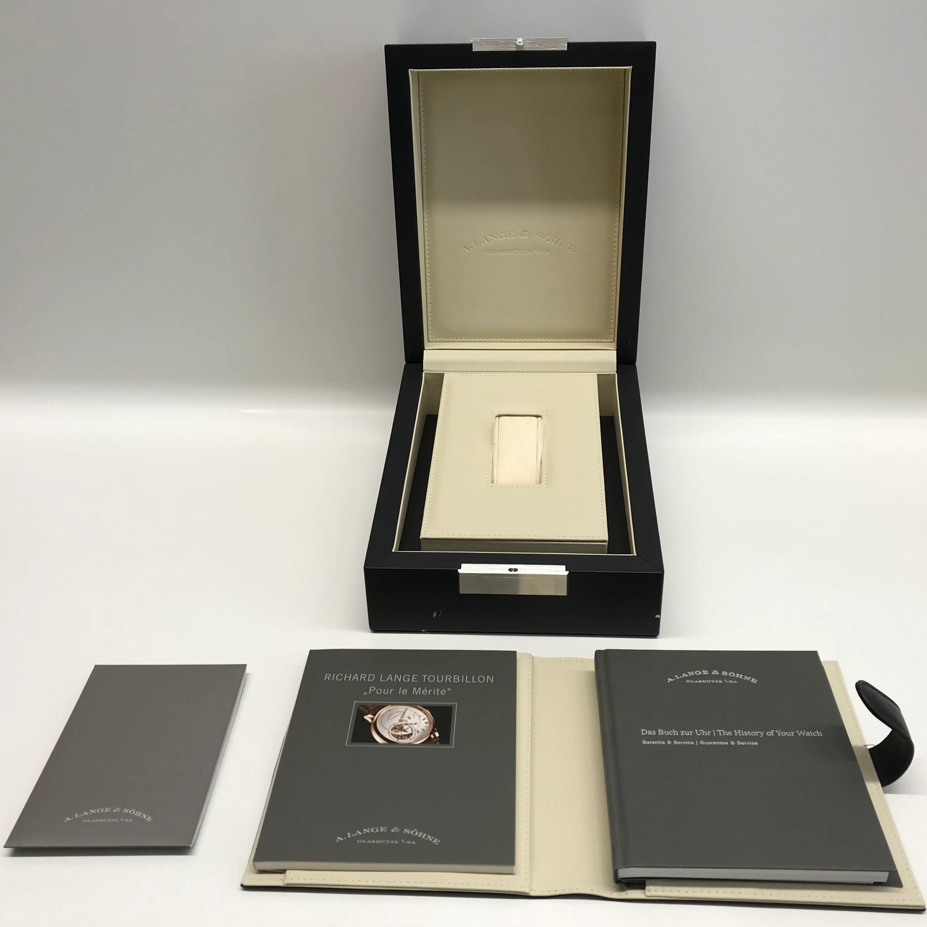 richard lange tourbillon pour le mérite price