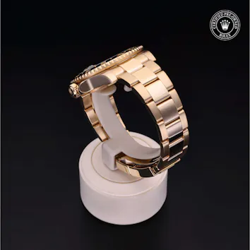 Gallery image 3 for GMT-Master II "Anniversary Green"