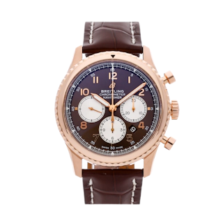 Vertical Navitimer Aviator 8 B01 Chronograph