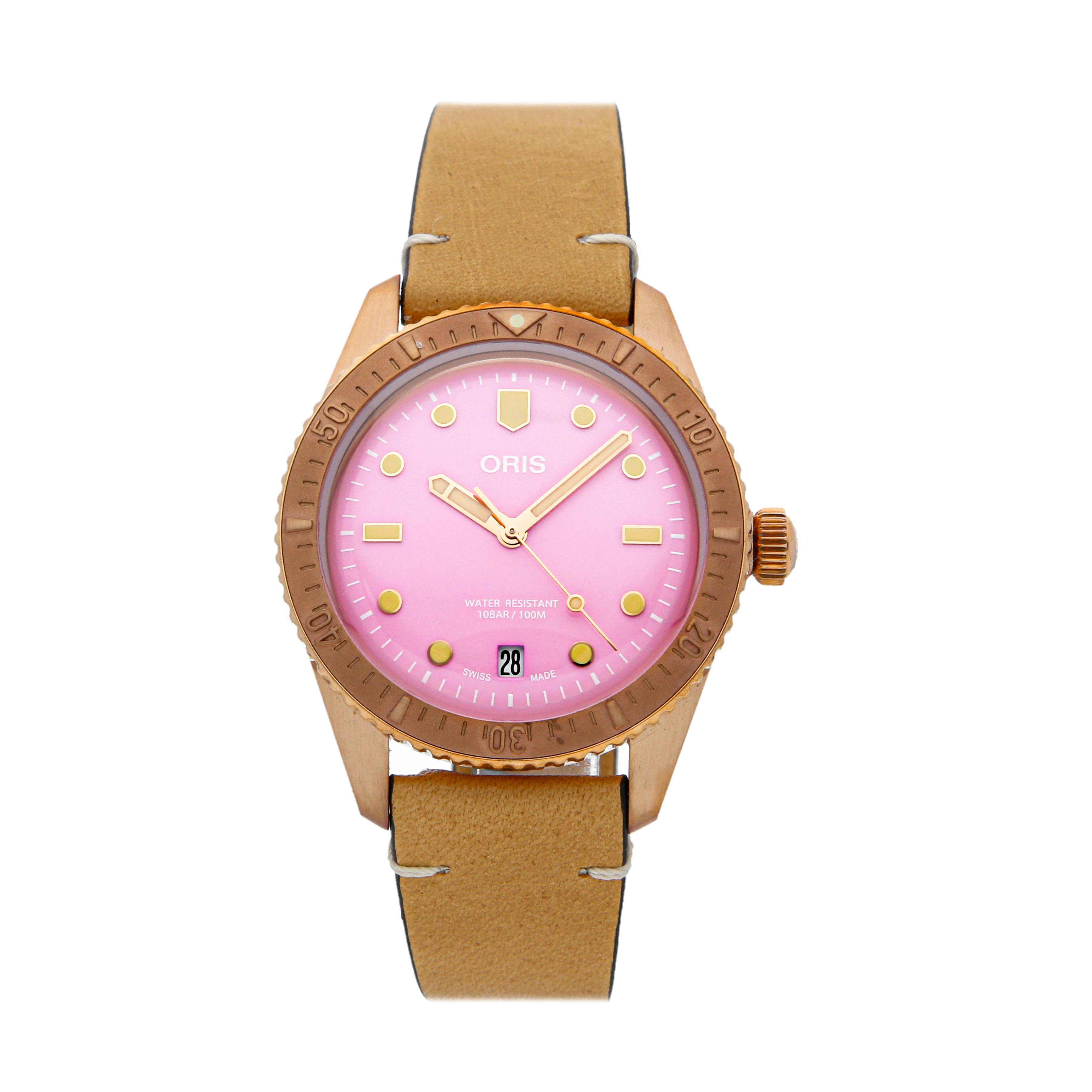 Vertical Divers Sixty-Five 'Cotton Candy