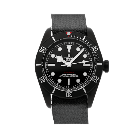 Vertical Heritage Black Bay