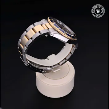 Gallery image 4 for Certified Pre-Owned Submariner Date