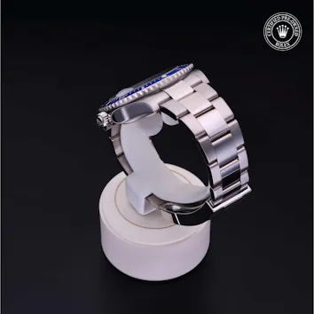 Gallery image 3 for Submariner