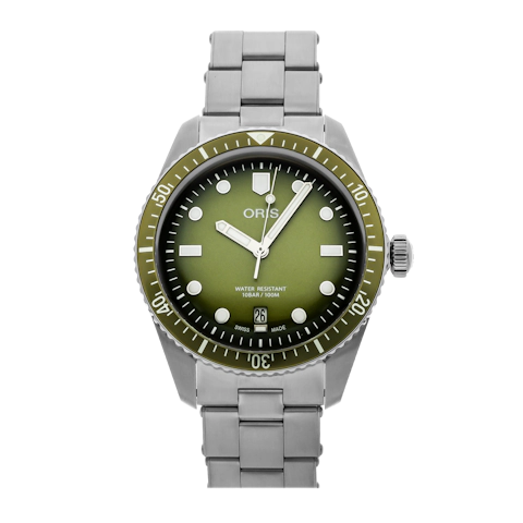 Vertical Divers Sixty-Five