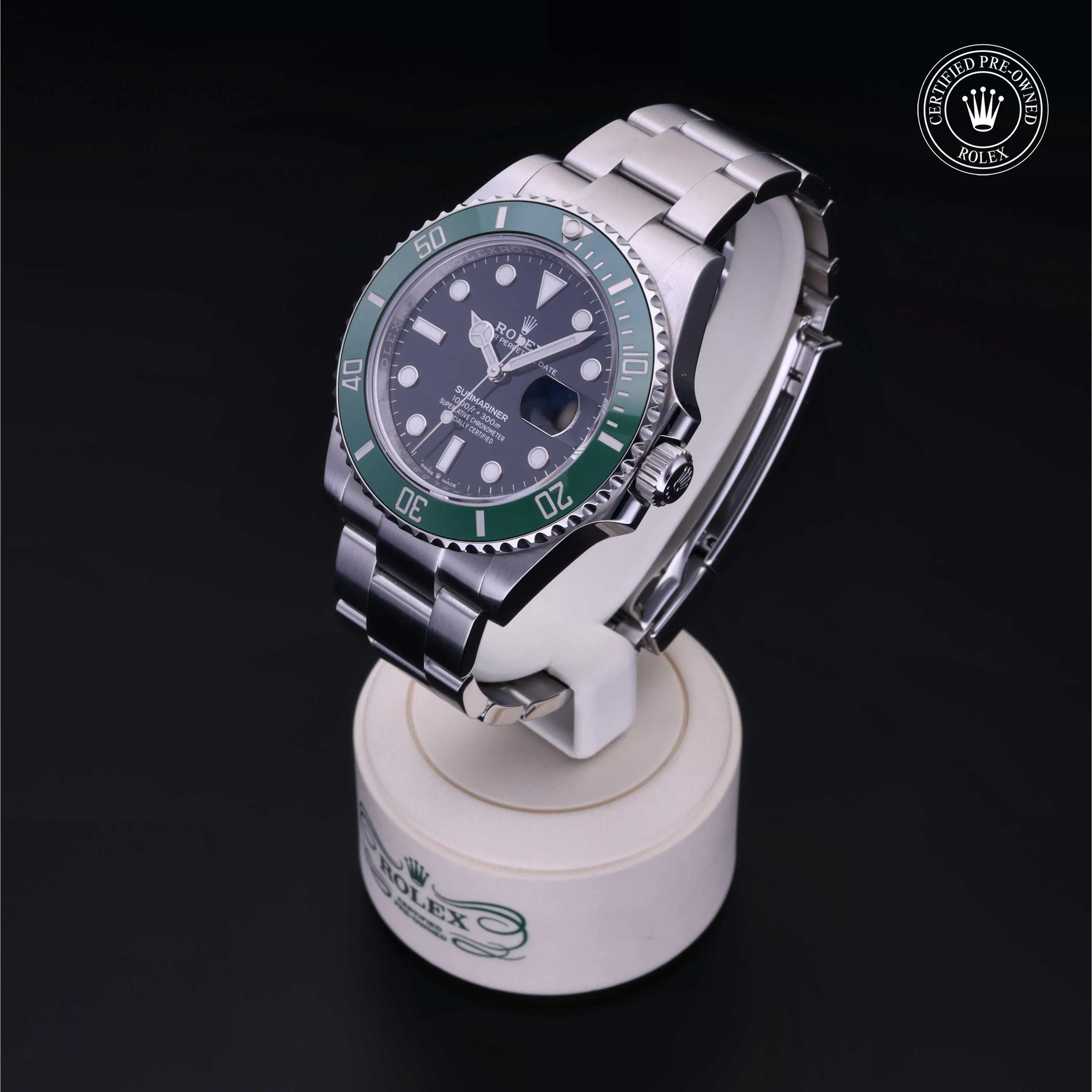 Gallery image 2 for Submariner
