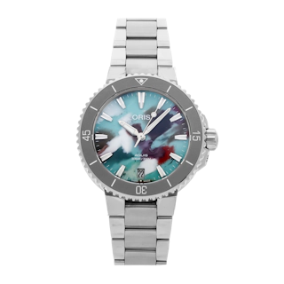 Vertical Aquis Date Upcycle