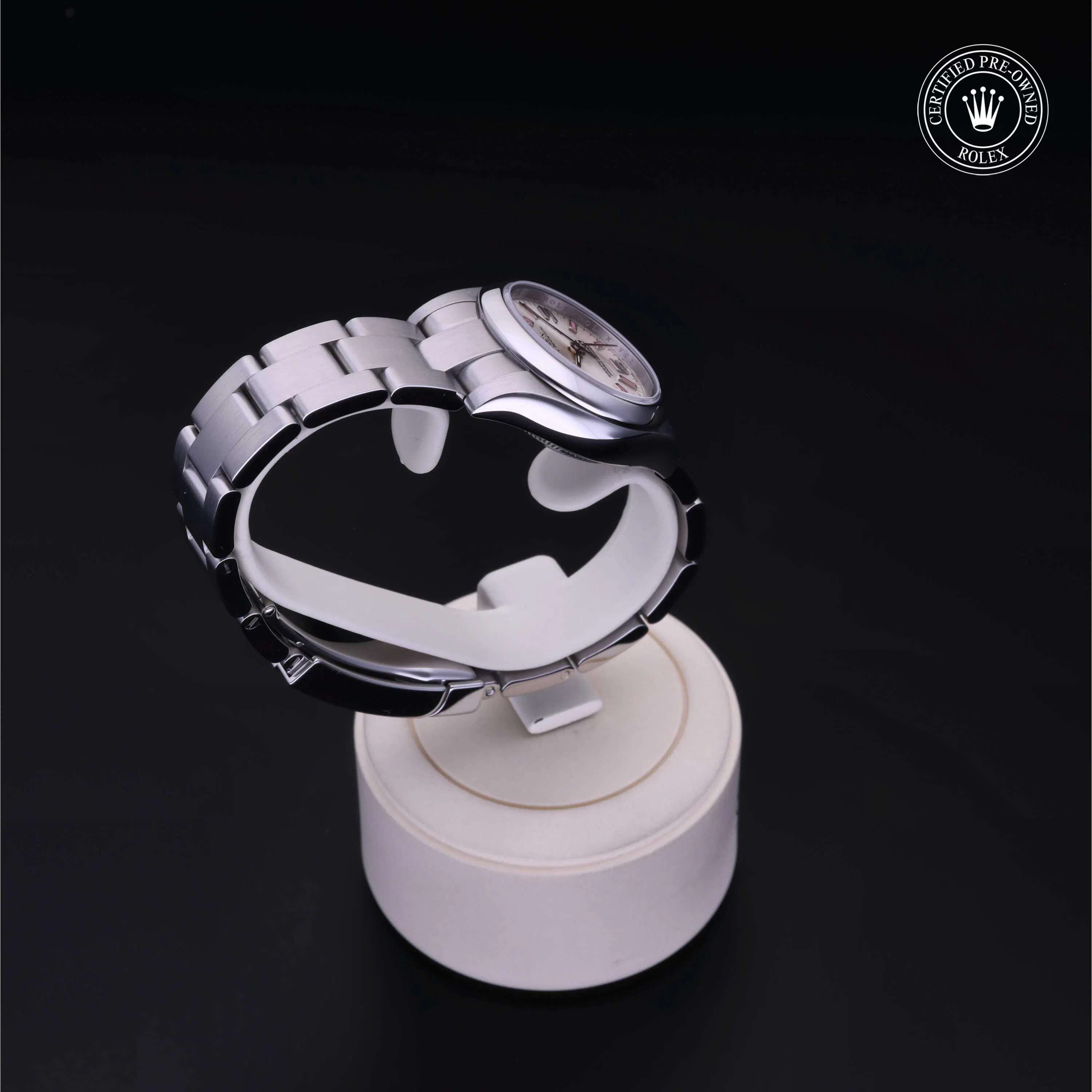 Gallery image 4 for Oyster Perpetual 26