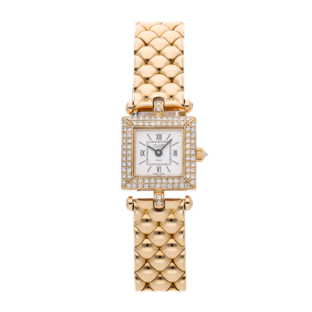 Pre-Owned Van Cleef & Arpels Classique ARB26100 | 1916