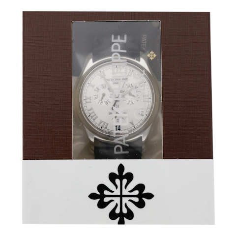 Vertical Complications Annual Calendar