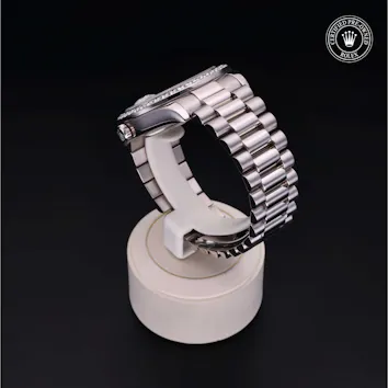 Gallery image 3 for Oyster Perpetual Day-Date II