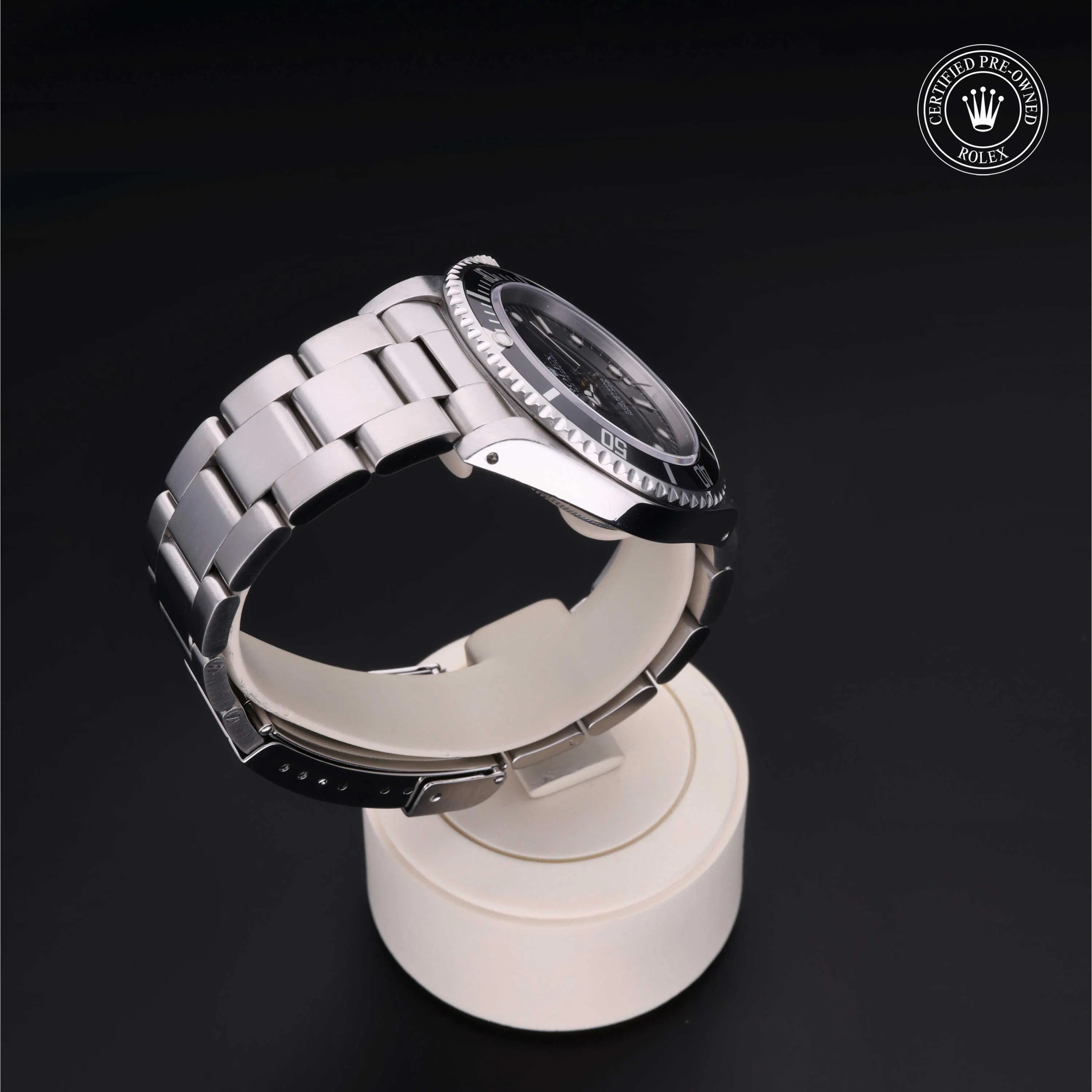 Gallery image 4 for Oyster Perpetual Submariner