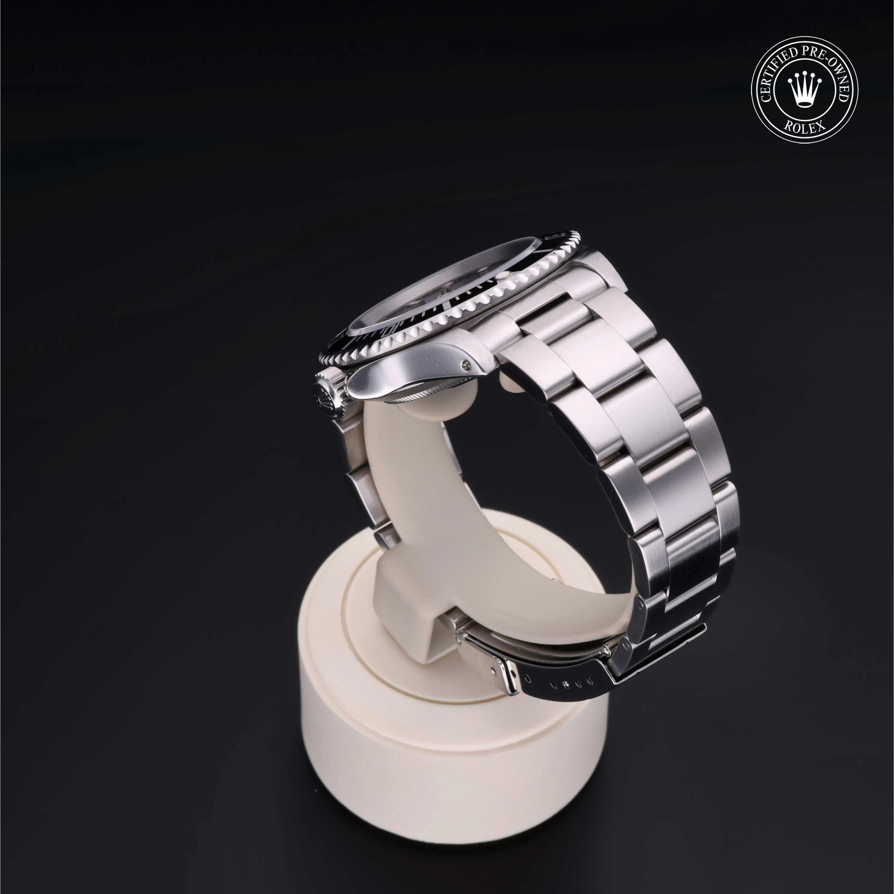 Gallery image 3 for Oyster Perpetual Submariner