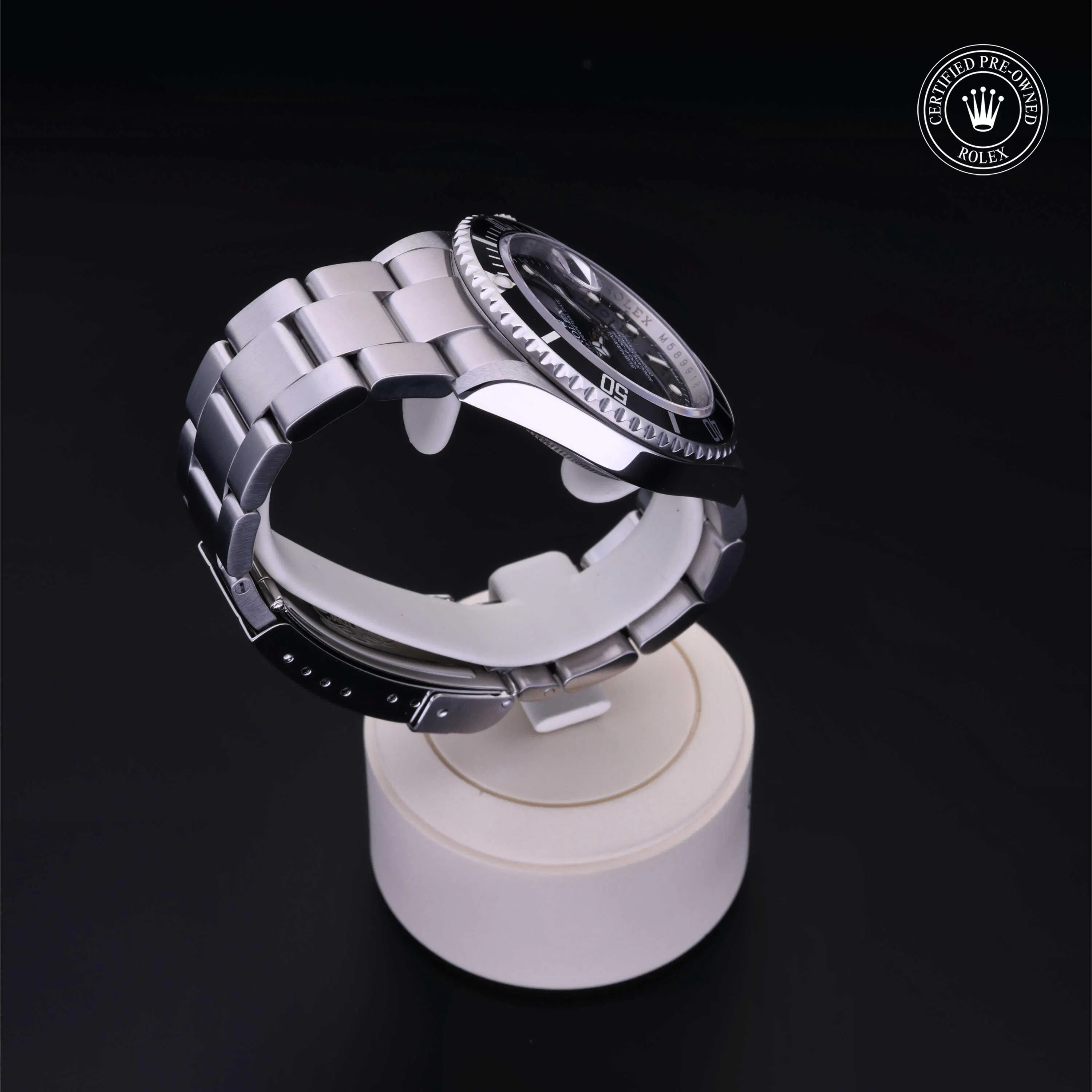 Gallery image 4 for Oyster Perpetual Submariner Date