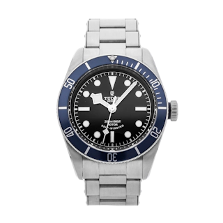 Vertical Heritage Black Bay 79220B