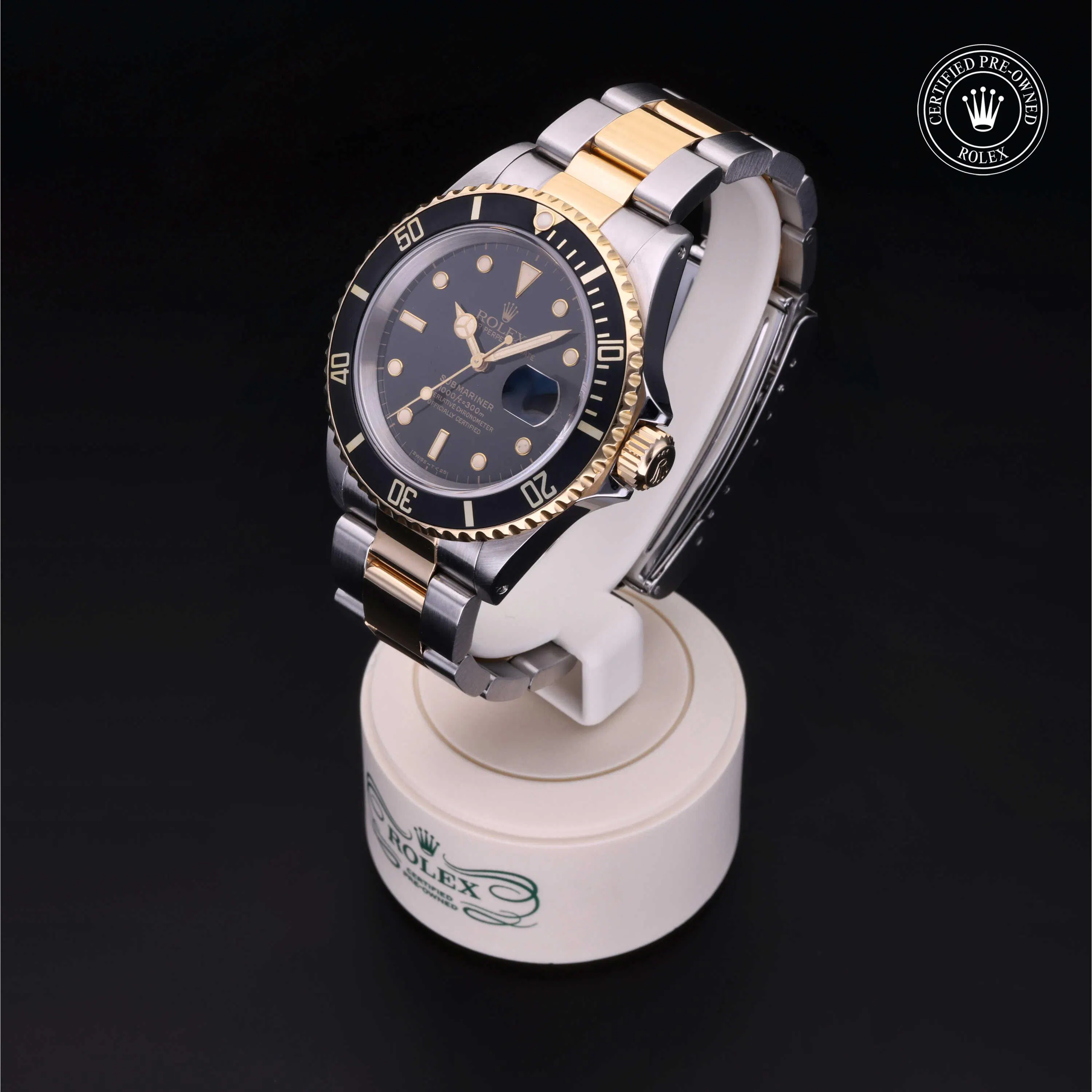 Gallery image 2 for Submariner Date 16613