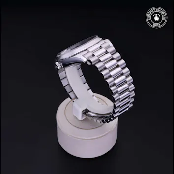Gallery image 3 for Platinum Day-Date