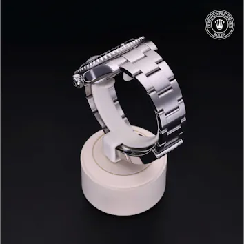 Gallery image 3 for Submariner Date