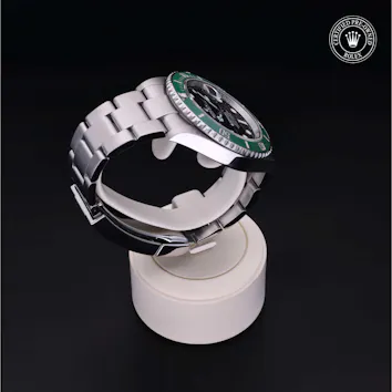 Gallery image 4 for Submariner