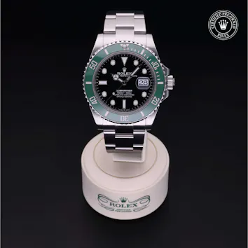 Gallery image 1 for Submariner
