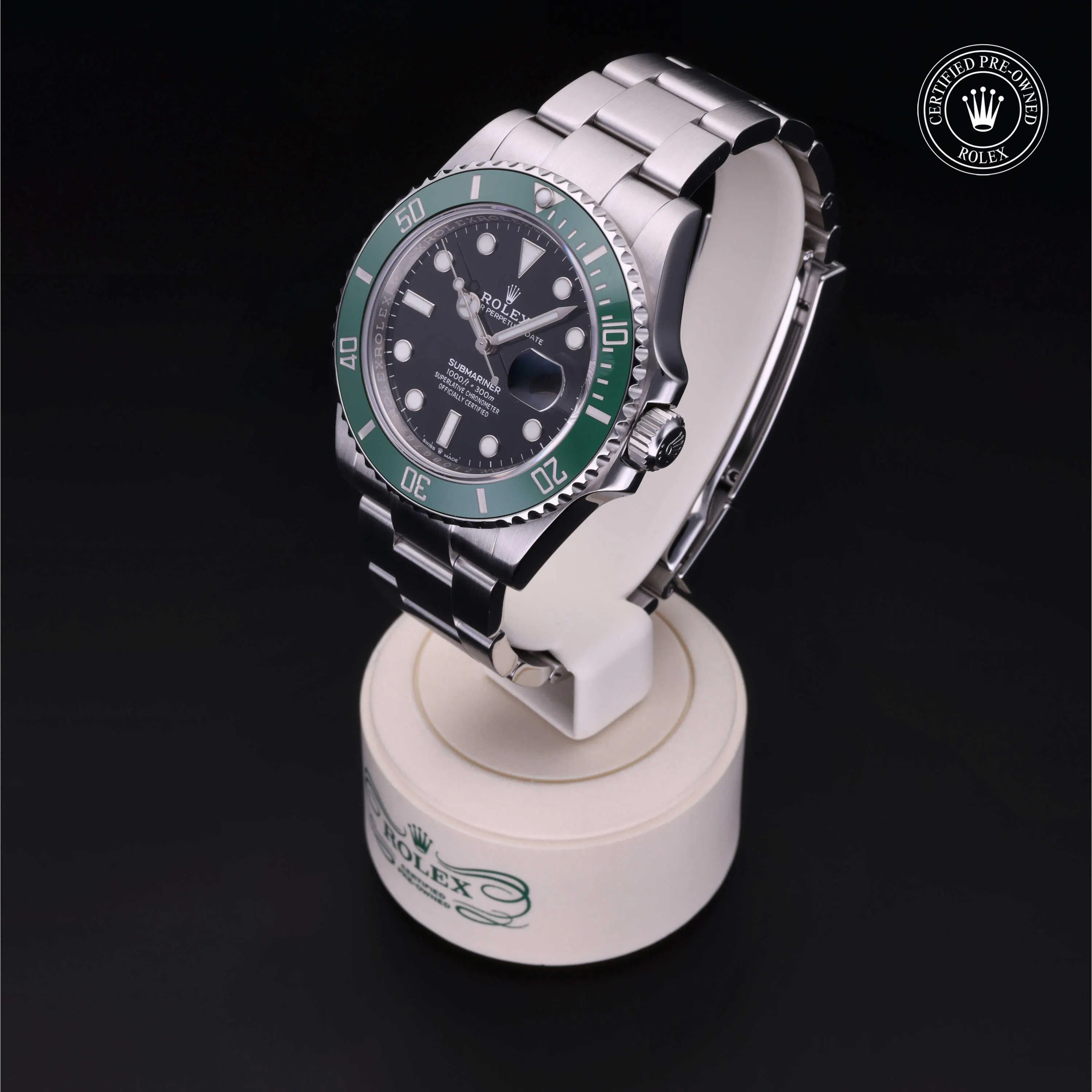 Gallery image 2 for Submariner