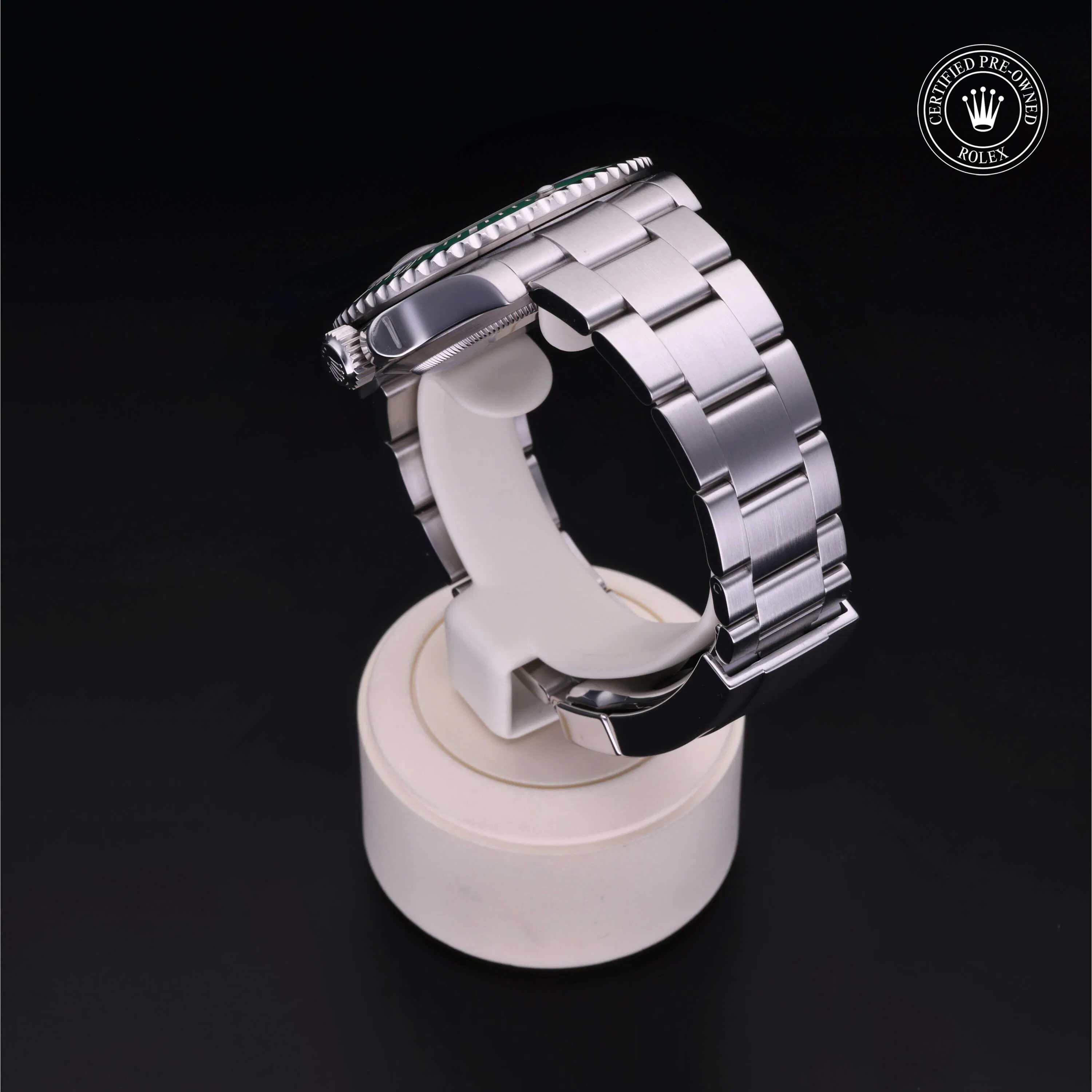 Gallery image 3 for Submariner
