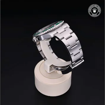 Gallery image 3 for Submariner