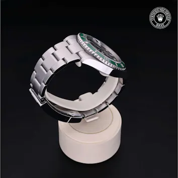 Gallery image 4 for Submariner