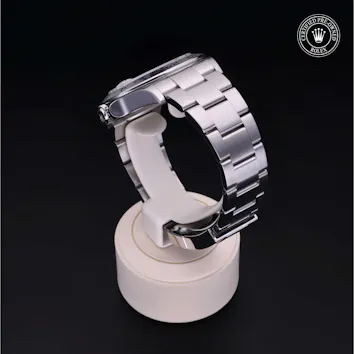 Gallery image 3 for Explorer II
